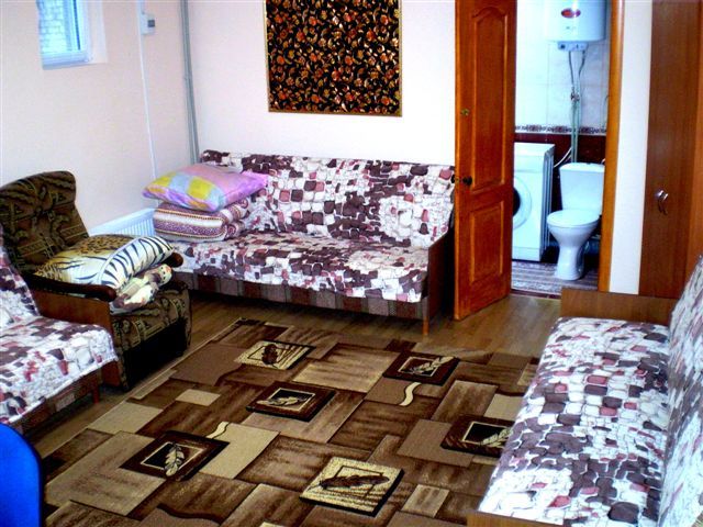 Посуточно 1 к.кв. 3 кровати, центр, Садовая-Чкалова, АТБ/Сильпо, докум