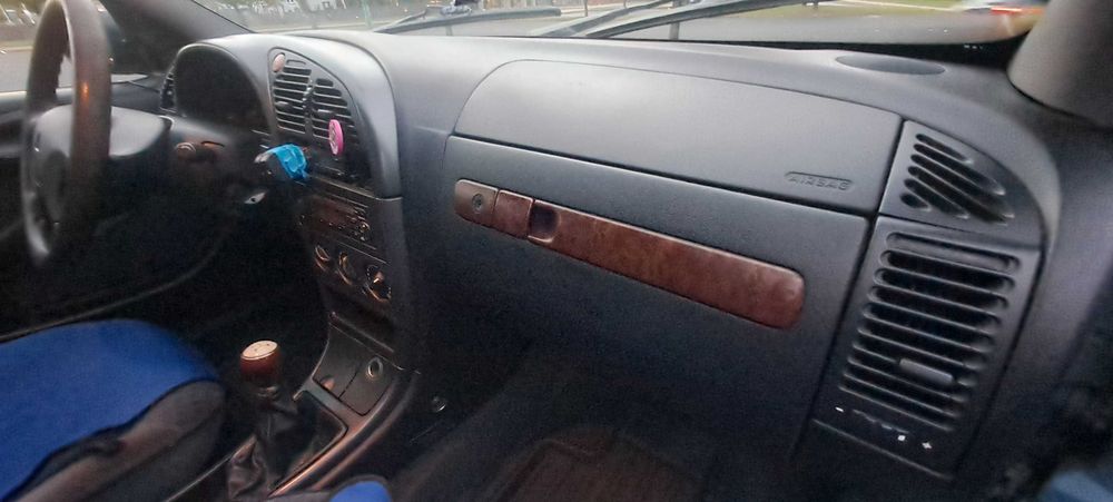 Citroen xsara 1.4 benzyna, opłacony, z ważnym przeglądem i 2 kpl kół