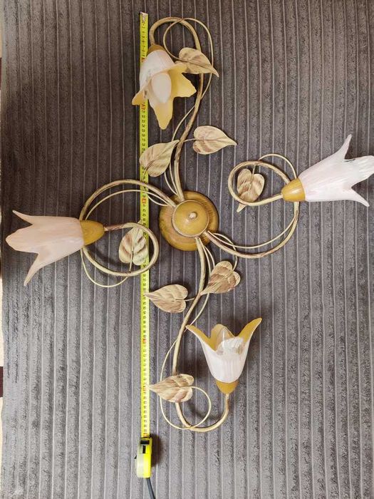 Кована люстра на 4 лампочки