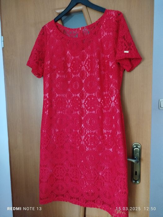 Sukienka elegancka, koronkowa polska