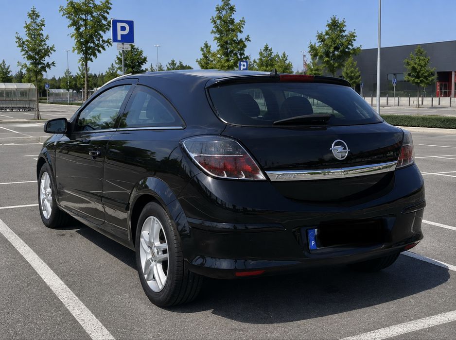 Opel Astra H Gtc