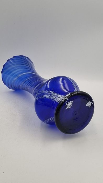 Śliczny kobaltowy wazon Huta Krosno