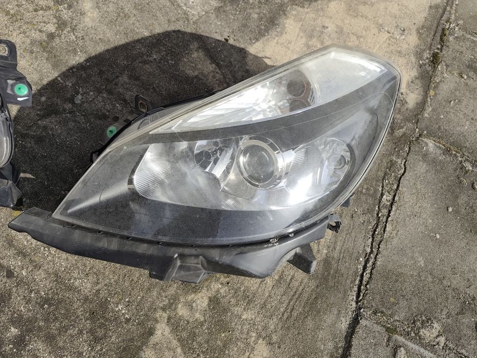 Lampy przód Clio 3 przedlift