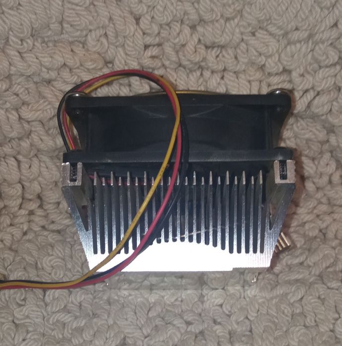 Продам кулер вентилятор для ЦП АМД TITAN