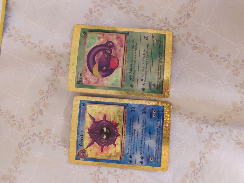 Lote de artigos e cartas pokemon