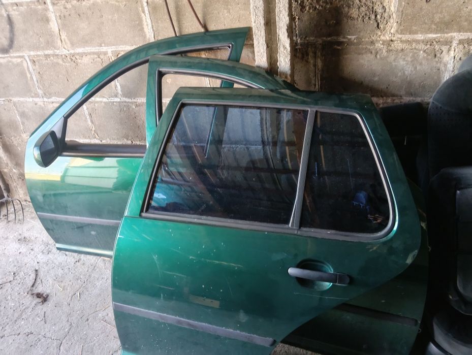 Cały na części golf 4