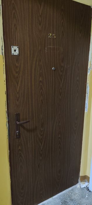 Drzwi wewnętrzne  z demontażu mocna konstrukcja