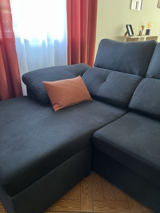 Sofá com Chaise Longue Reversível – Excelente Estado