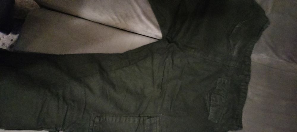 Spodnie czarne młodzieżowe unisex
