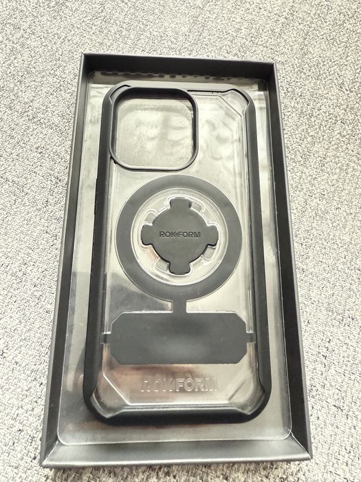 Etui Rokform iphone 15 pro