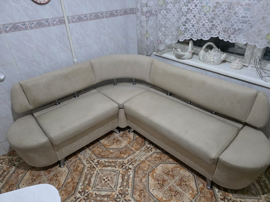 Кухонный мягкий уголок 150×180,уголок 7