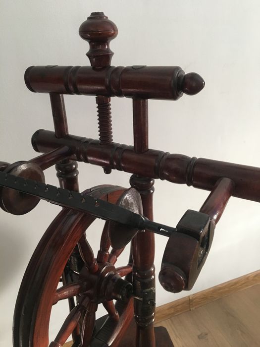 Антикваріат.Куделя-Прялка