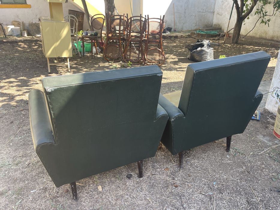 Vende-se par de cadeirões vintage