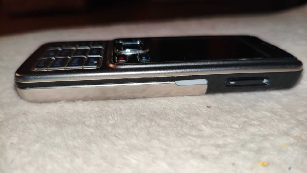 Nokia 6300 Impecável! (Bateria nova, carregador e SD card de 2GB)