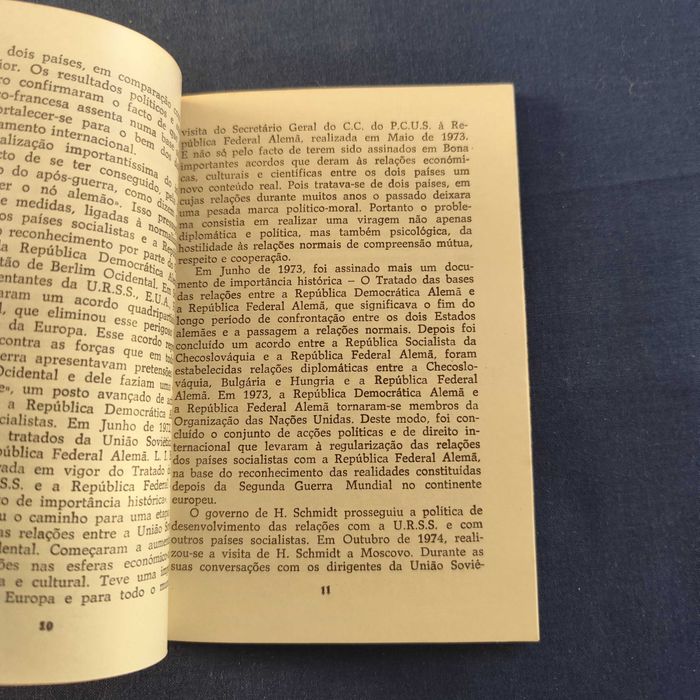 K. Iuriev - A língua da paz é a língua da razão