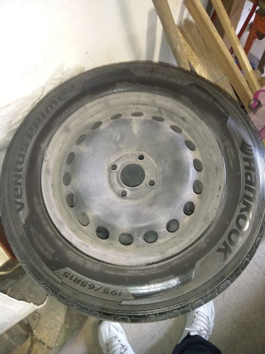 Шини на дисках Hankook 4шт. 195/65 r15