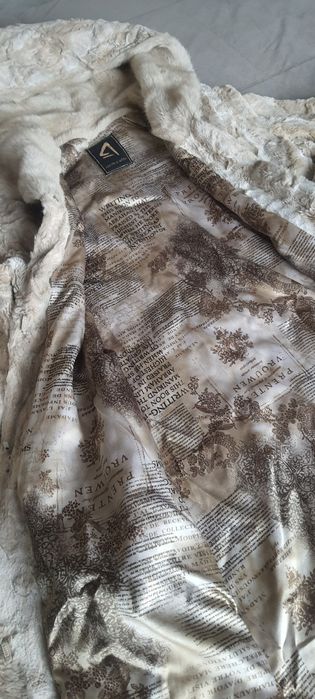 Casaco comprido pêlo Anton & Moda