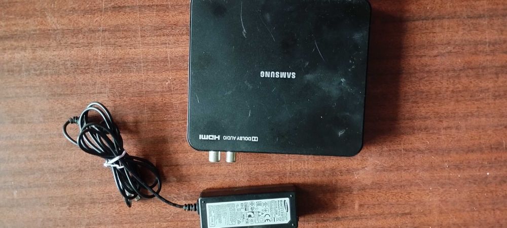 ТВ приставка Media Receiver 303 A Microsoft IPTV Freenet TV
