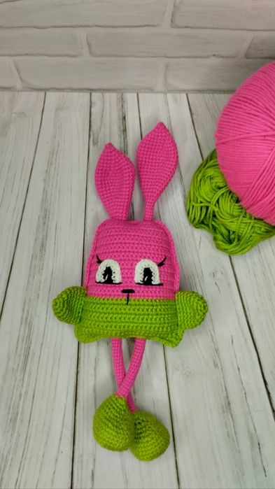 Зайка-тягнучка для малюків