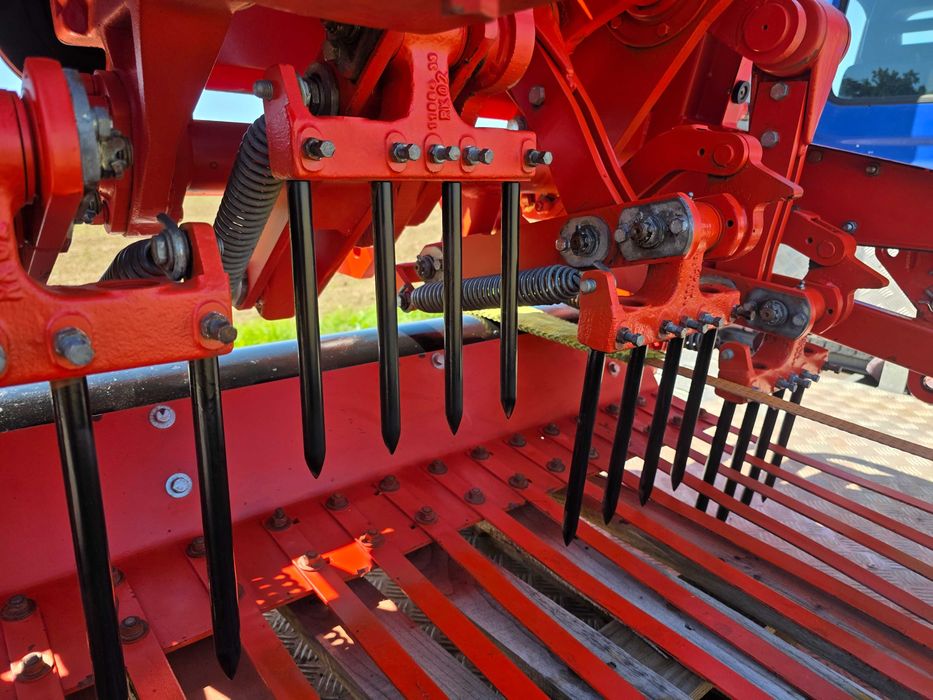 Aerator Wiedenmann Terra Spike G6 160 John Deere PIASKARKA Top dresser RINK Napowietrzanie TURFCO wertykulator TORO piaskowanie SISIS Redexim