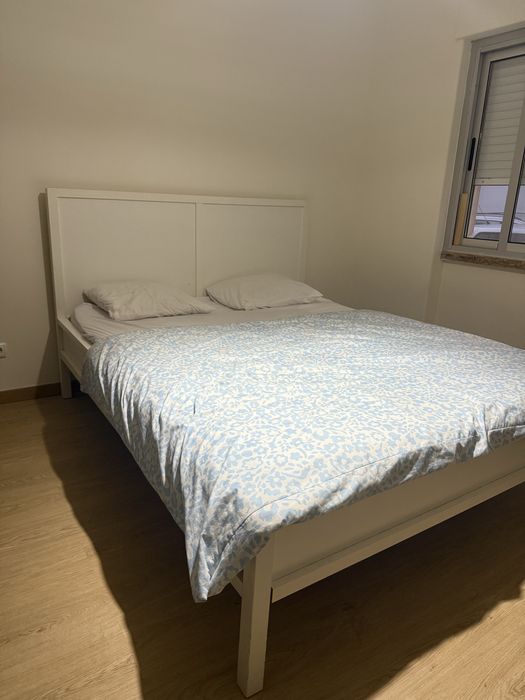 Cama sem colchão 1,60x2m