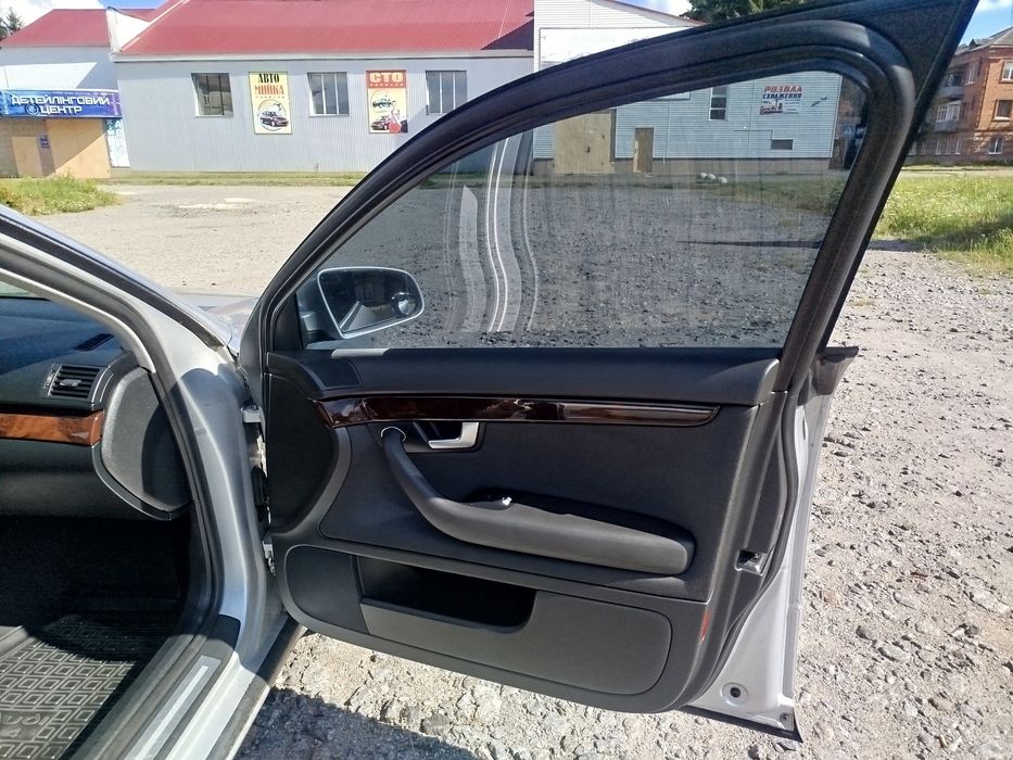 Продам Ауді А4 2007