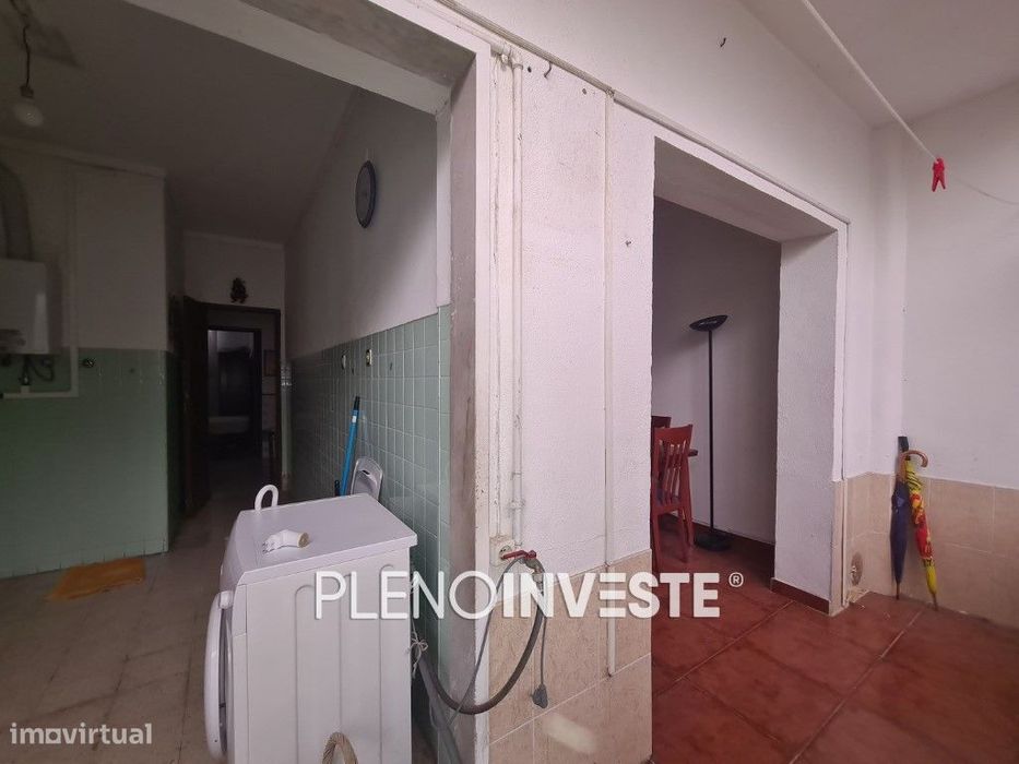 Apartamento T2 com Quintal no Laranjeiro