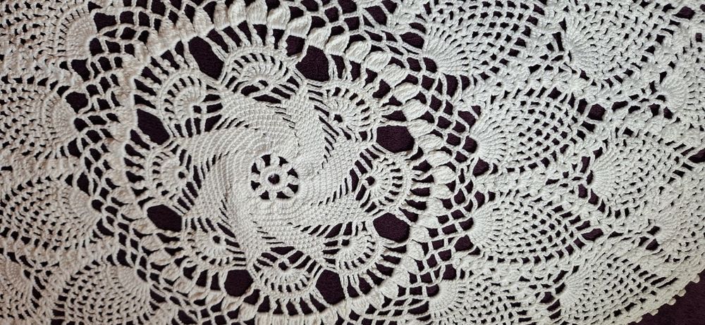 Naperon croché napron renda em forma losango rosácea no meio 50 anos