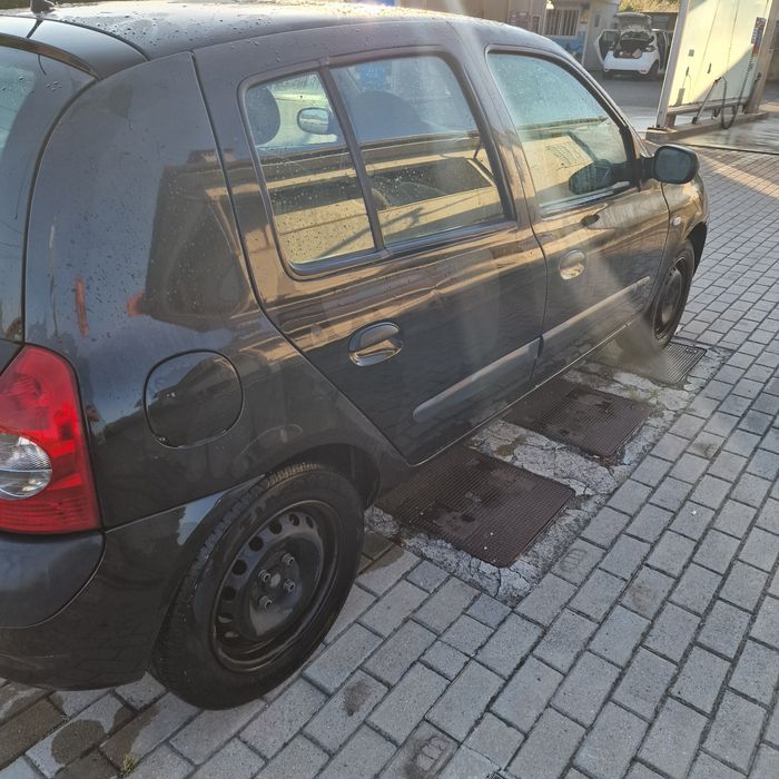 Renault Clio — fotografia 4