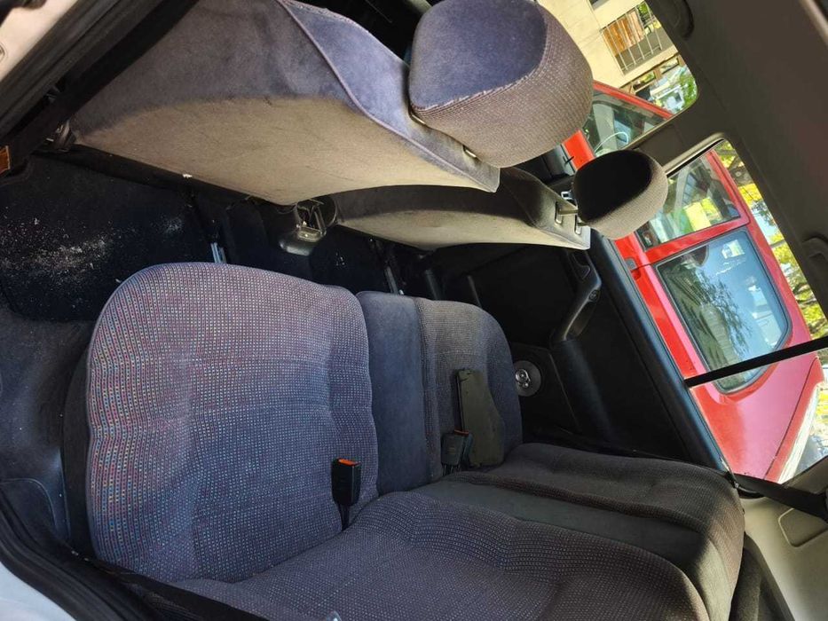 Golf 96 a gasolina econômico e fiável