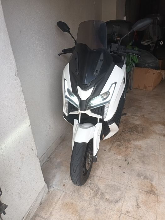 Scooter voge 125