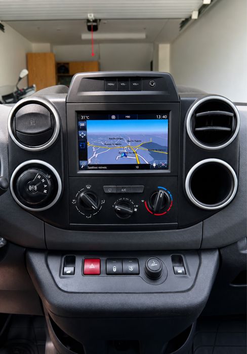 Peugeot Partner (Automática) Full Extras