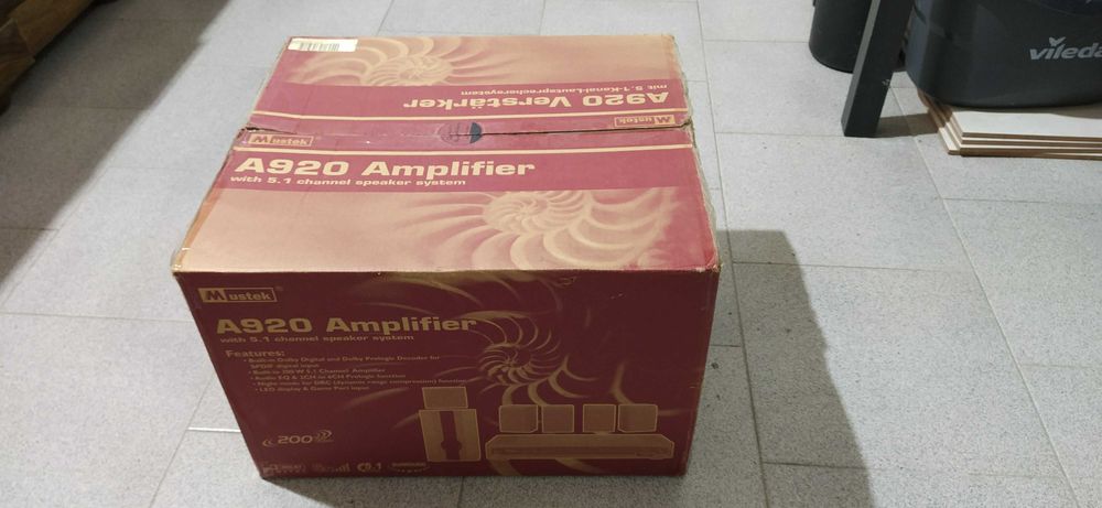 Amplificador Mustek A920 + Colunas 5.1 (novas)