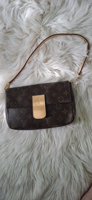 Torebeczka LV bardzo ładna .