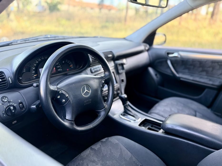 Mercedes-Benz C220 Avantgard