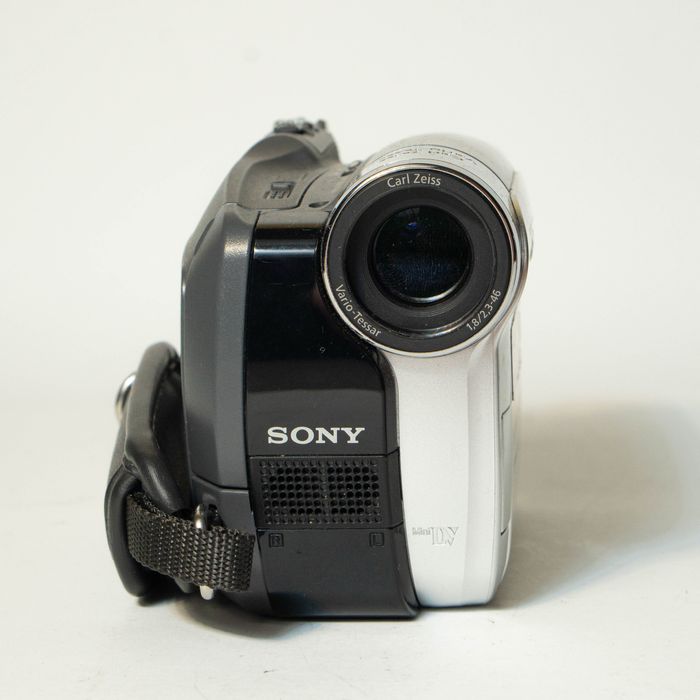 MiniDV відеокамери JVC Sony Panasonic під ремонт /  відновлення / на запчастини