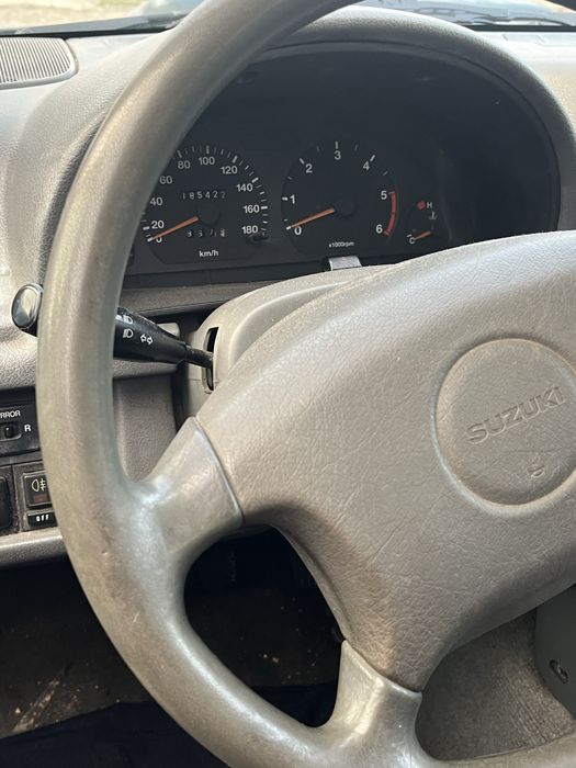 Vendo Jipe Suzuki Vitara JLX intercooler 1.9 td