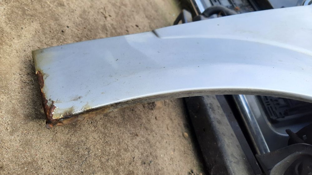 Lak. Z157 błotnik prawy przedni Opel Astra H III