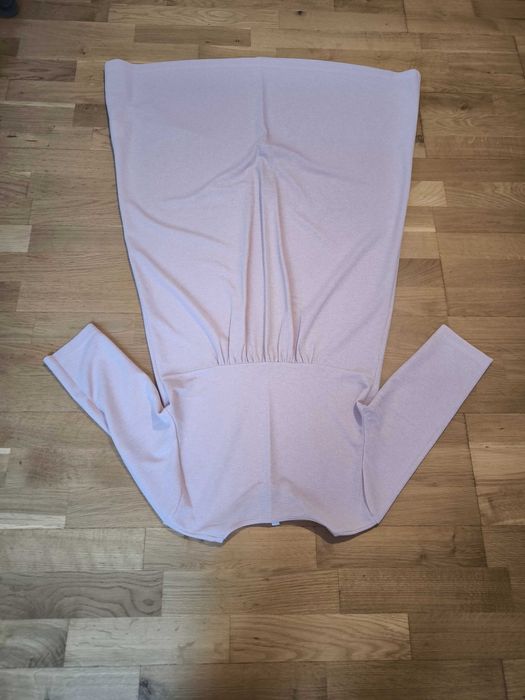 Віддам сукню безкоштовно