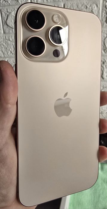 Iphone 16 pro max Imaculado