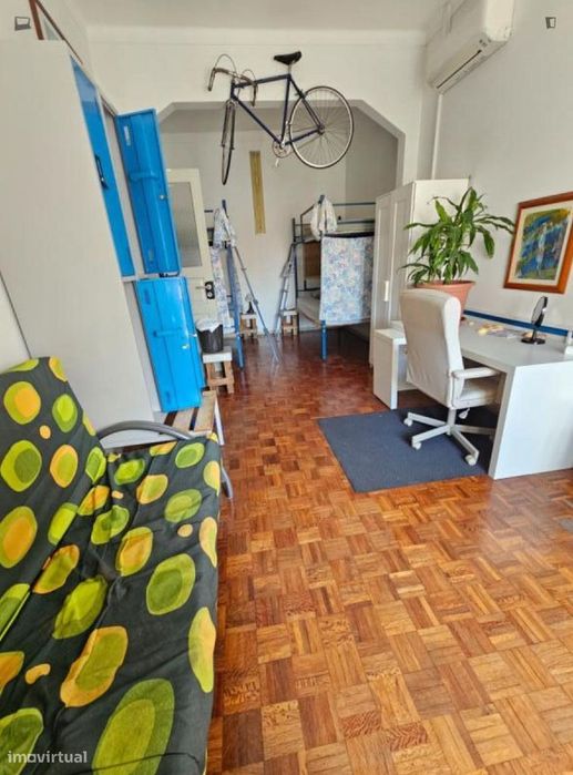 Quarto - localizado em Faro