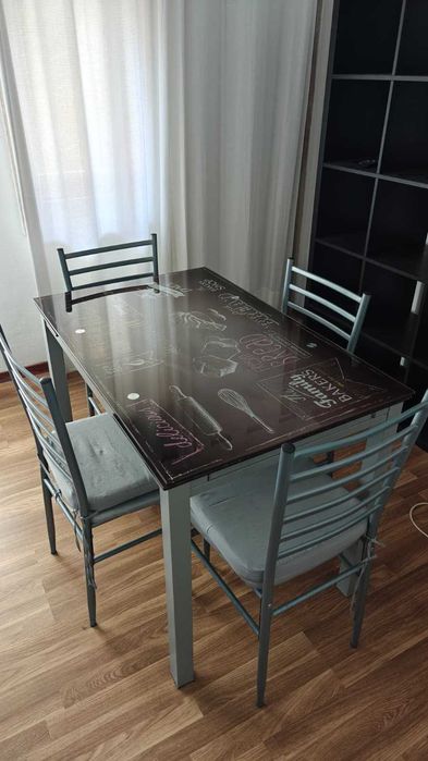 Mesa de Cozinha Ilustrada Pão