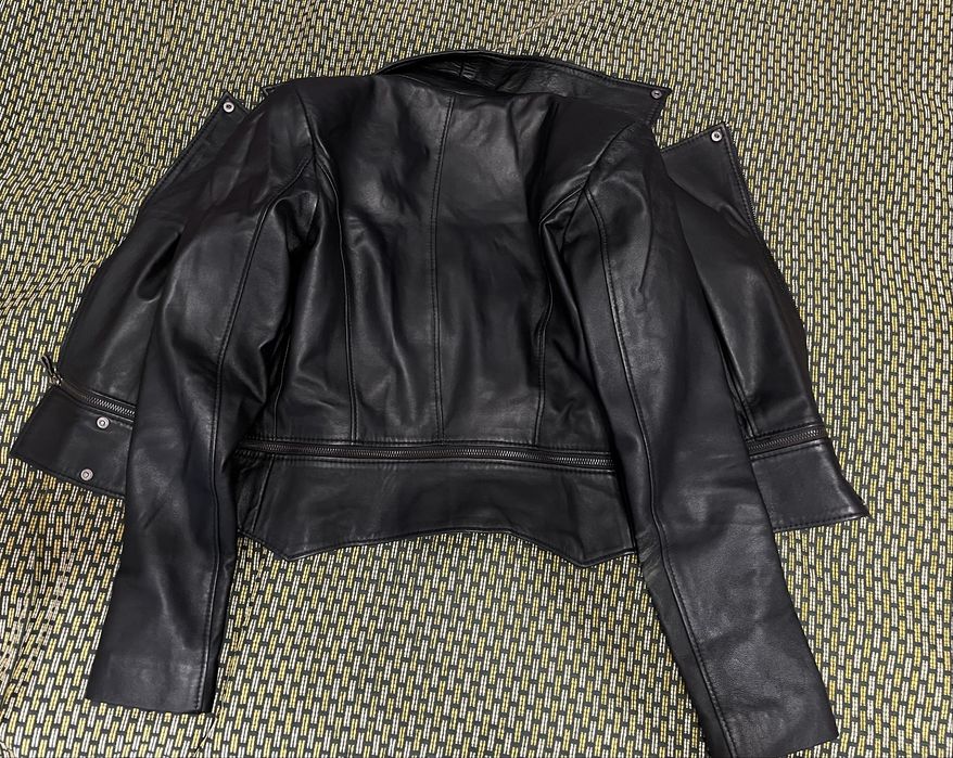 Шкіряна куртка  Roberto коротка