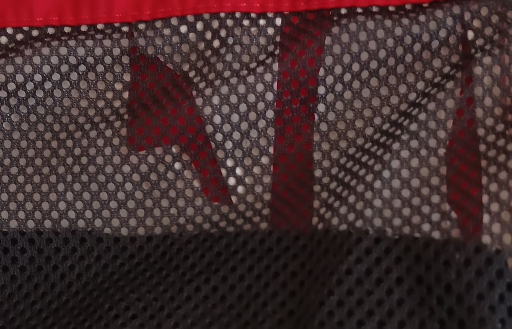 Оригінальна вітровка the north face червоного кольору