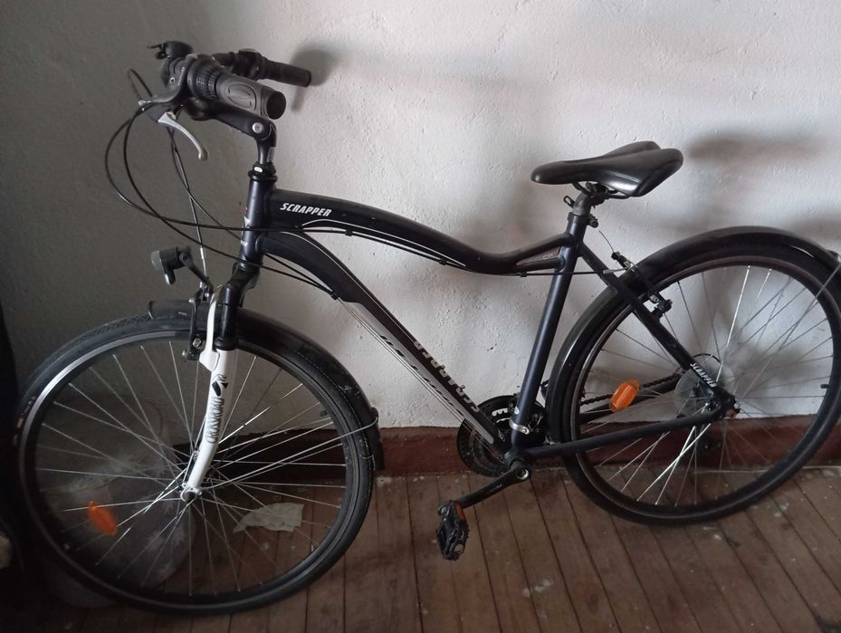 Bicicleta VTC SCRAPPER Crossroad 4.8 Preto