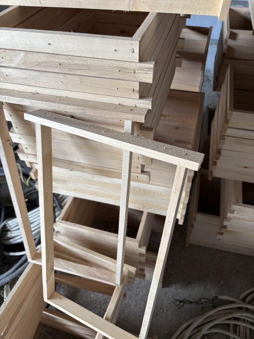 Ramki pszczele do uli warszawskich zwykłych i poszerzanych