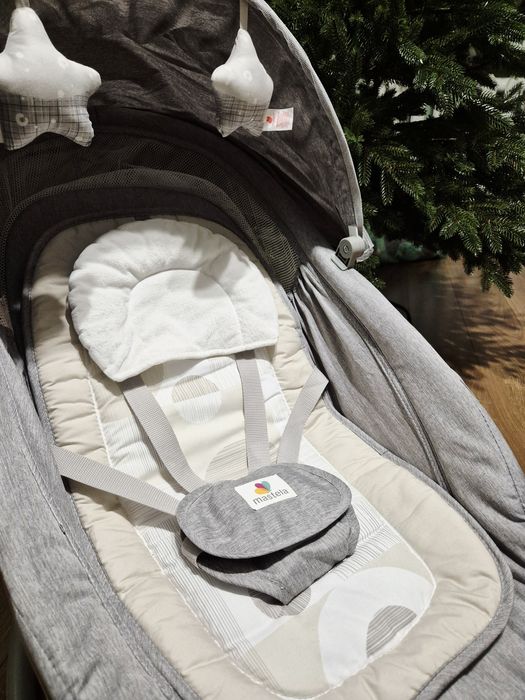 Заколисуючий центр,шезлонг, стільчик для годування,4в1 Mastela 8114 із