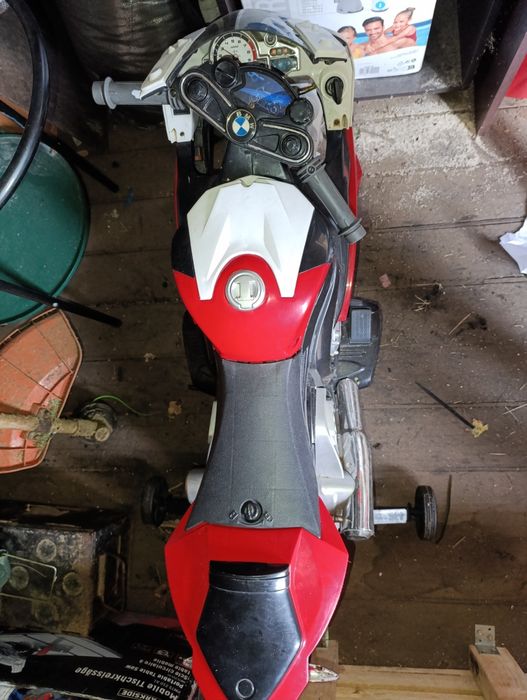 Motorek elektryczny BMW