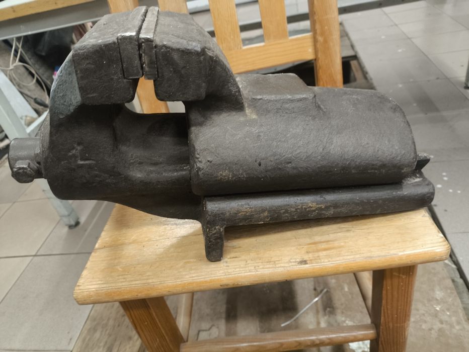 Imadło warsztatowe PRL 140mm