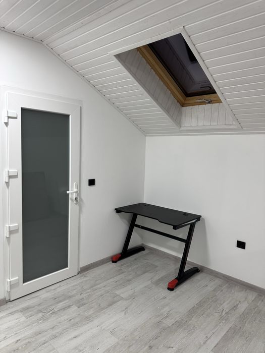 Здається квартира студія